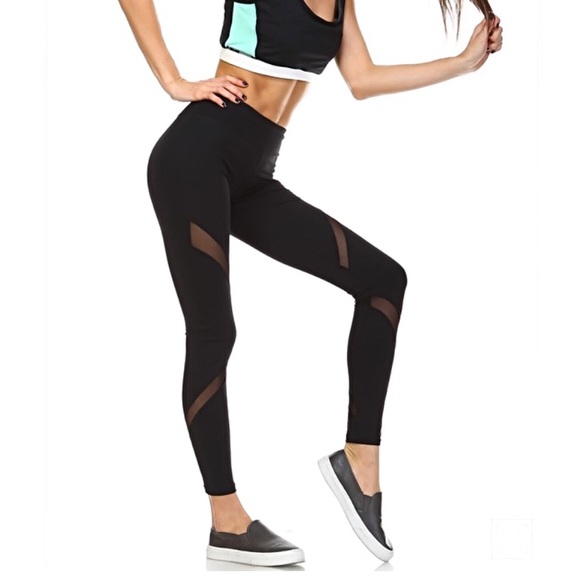 SALE- Double Mesh Panel Leggings - Picture 3 of 5