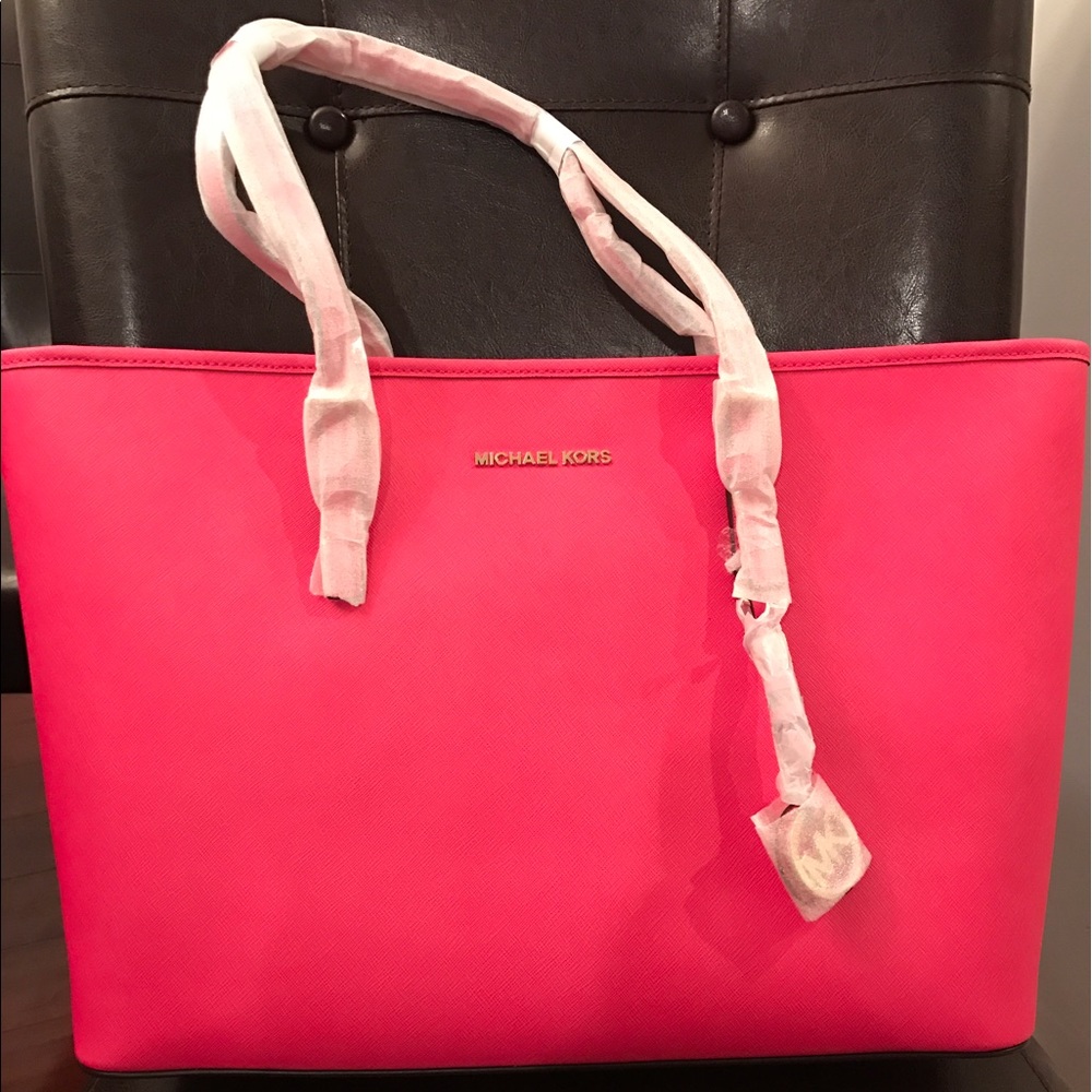 NWT Michael Kors Saffiano Multifunction Tote