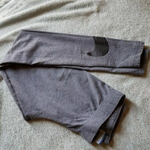 XS NIKE Leggings