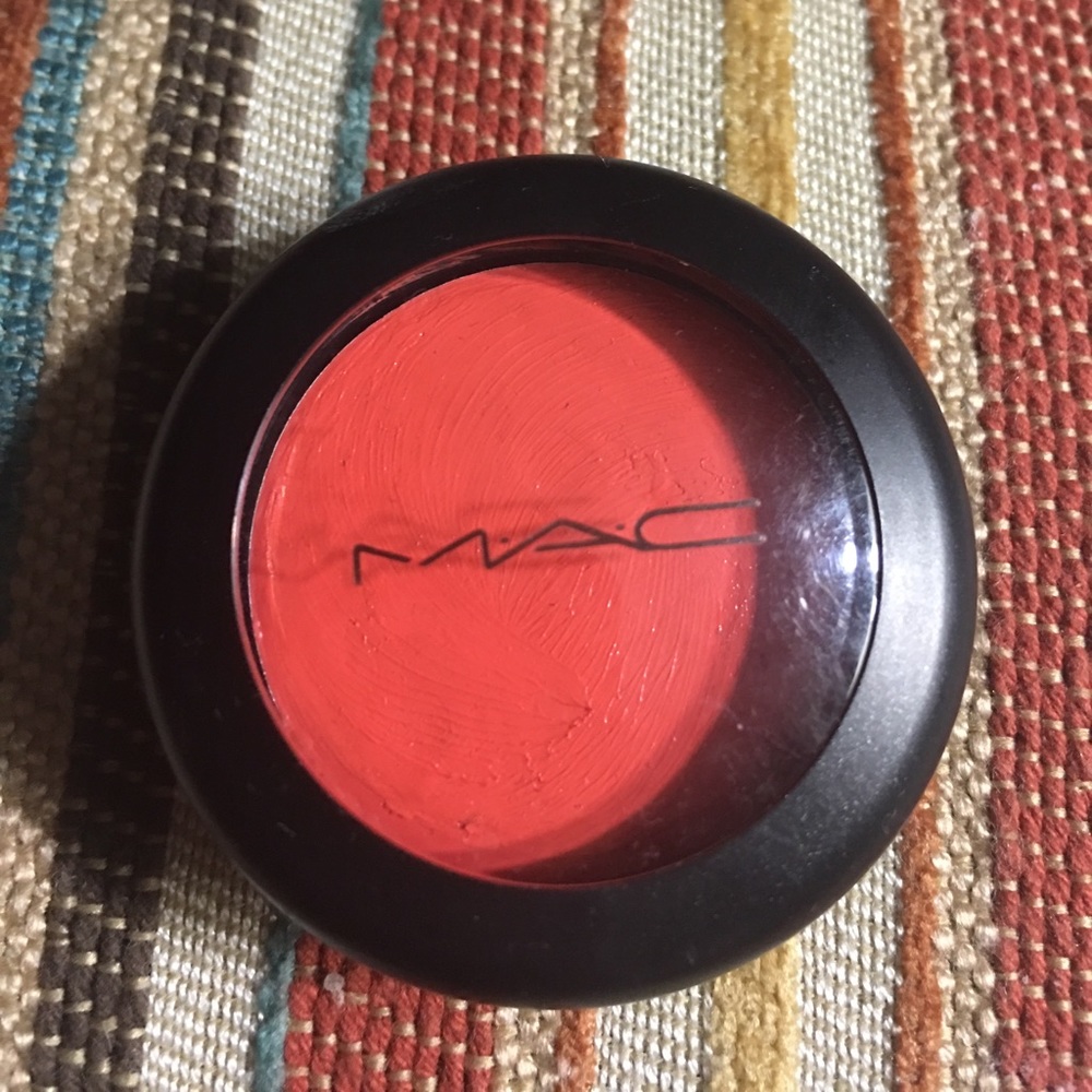 Mac cream base Virgin isle