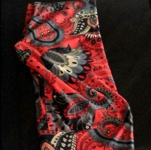 Lularoe OS rare orange cream gray paisley leggings