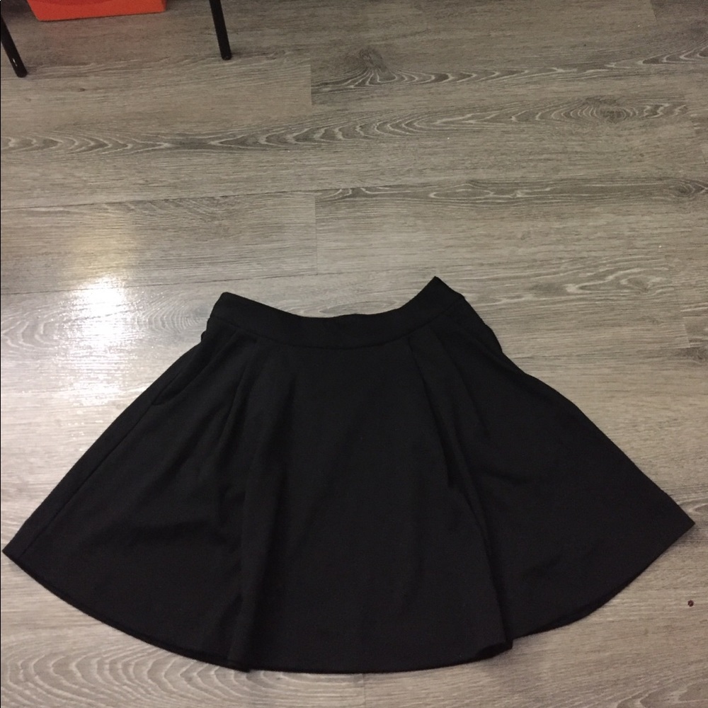 EVERYTHING MUST GO✨ Joe fresh skirt with pockets