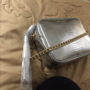 Victoria secret bag gold chain finale sale and drop down