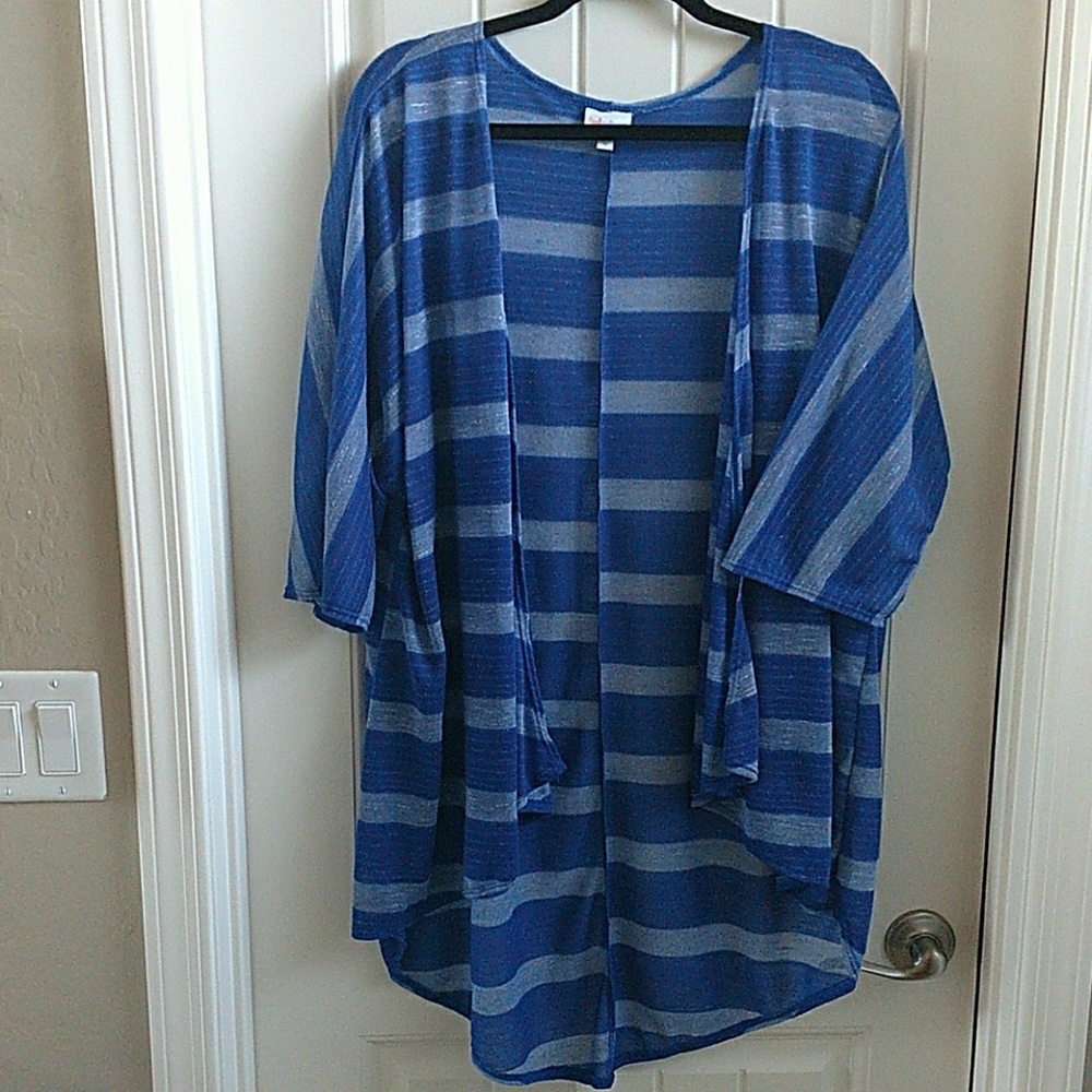 Medium Lularoe Lindsay