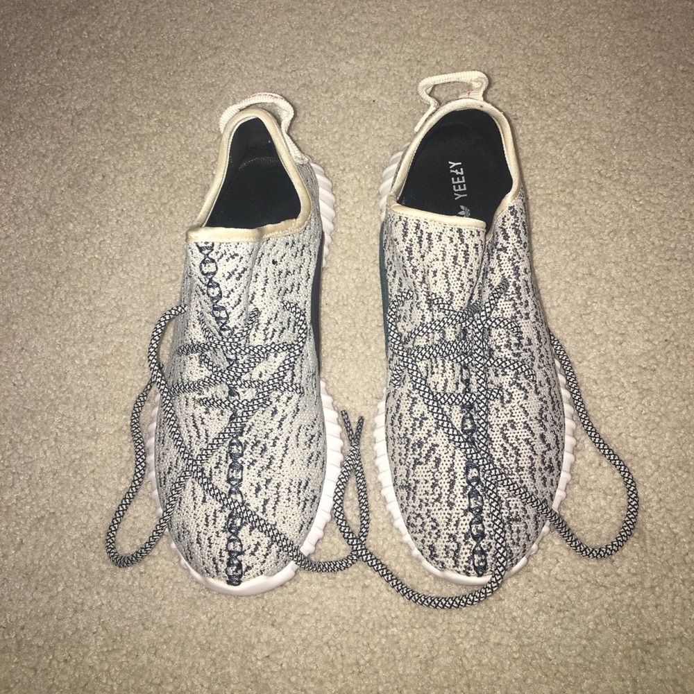 Women's Fake Yeezys