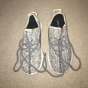 Women's Fake Yeezys