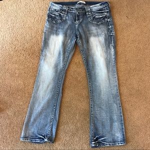 No Boundaries Blue White Wash Jeans