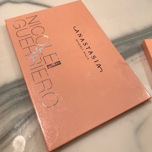 Anastasia Beverly Hills Highlighter