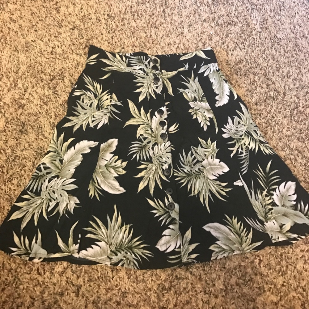 Button Up Black Palm Tree Skirt