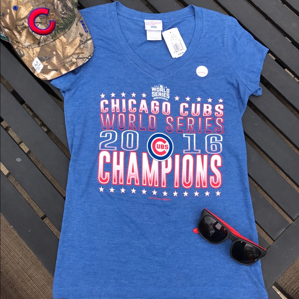 NWT CUBS SHIRT