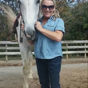 Meet your Posher, Marcia