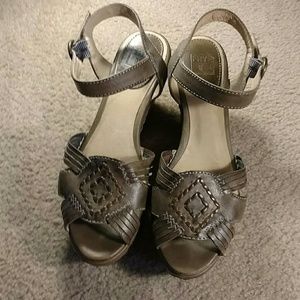 Frye Huarache platforms