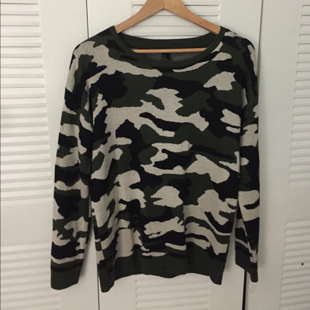 Army green camo long sleeve