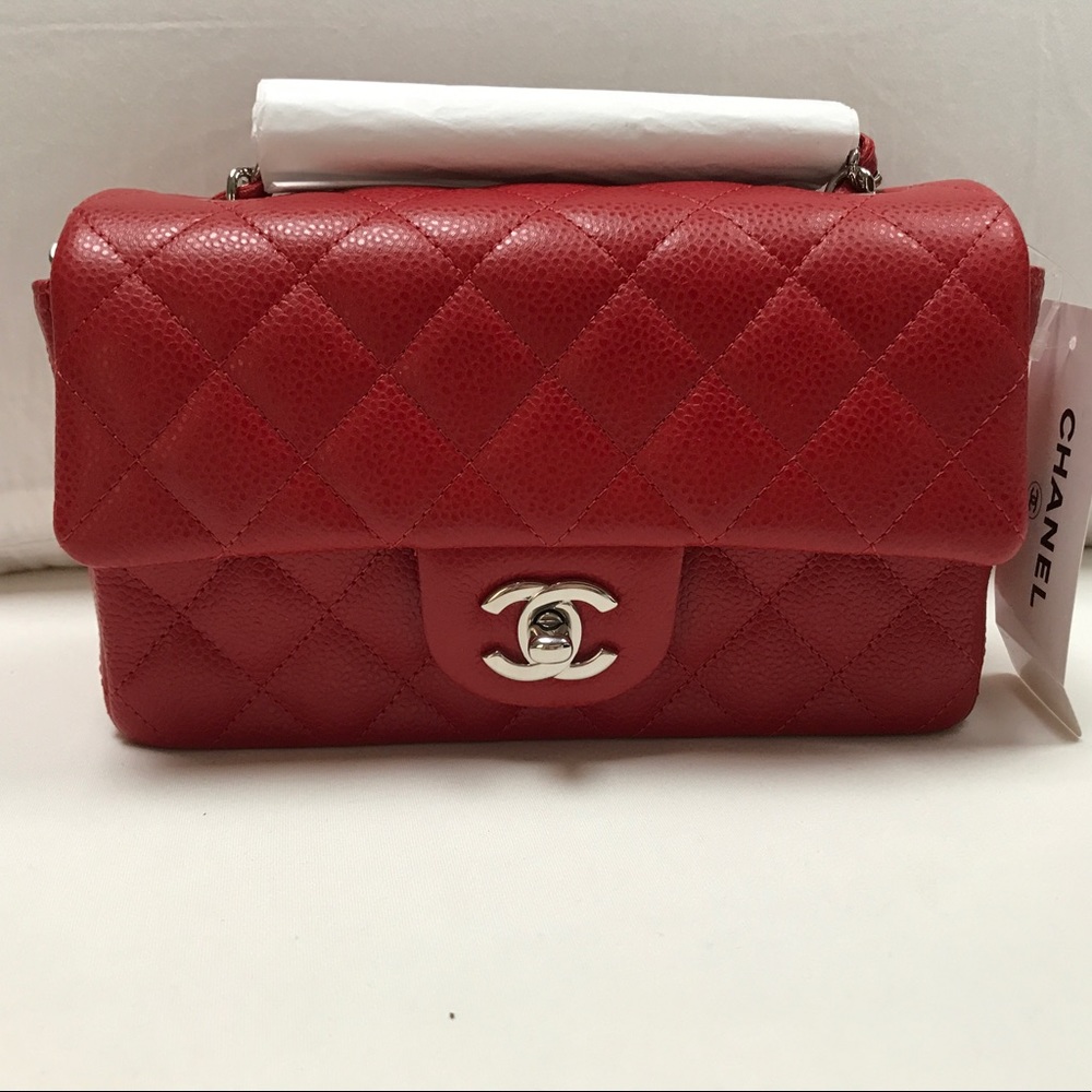 ✨BRAND NEW ✨💯AUTHENTIC CHANEL MINI CAVIAR LEATHER
