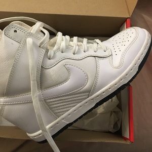 Nike Women's Dunk Sky Hi Essential White Size 6