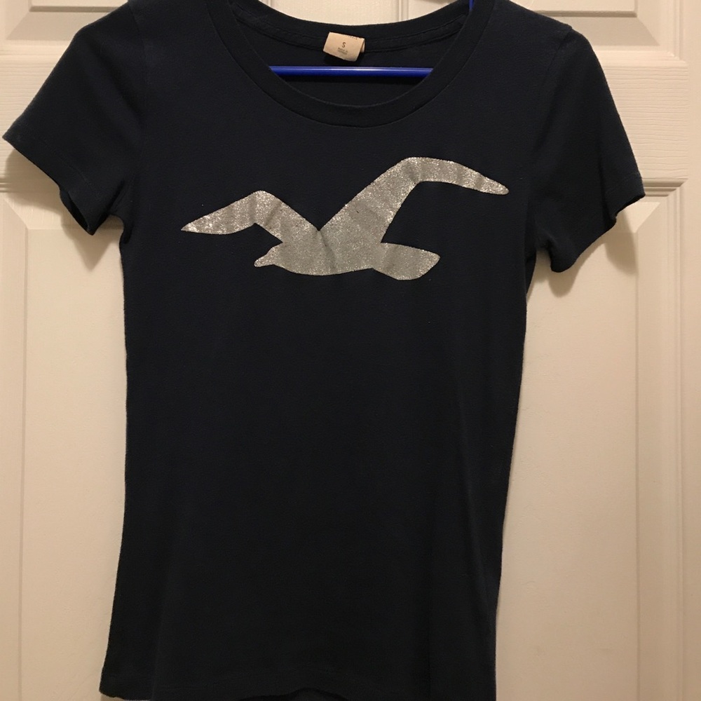 HOLLISTER tee great shape