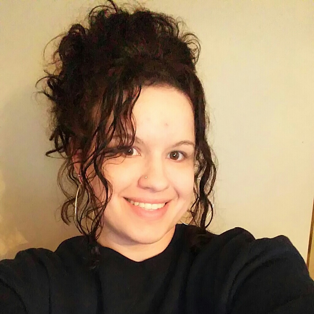 Meet your Posher, Malissa