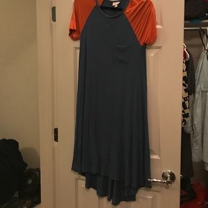 Lularoe Carly dress XS. These run big.