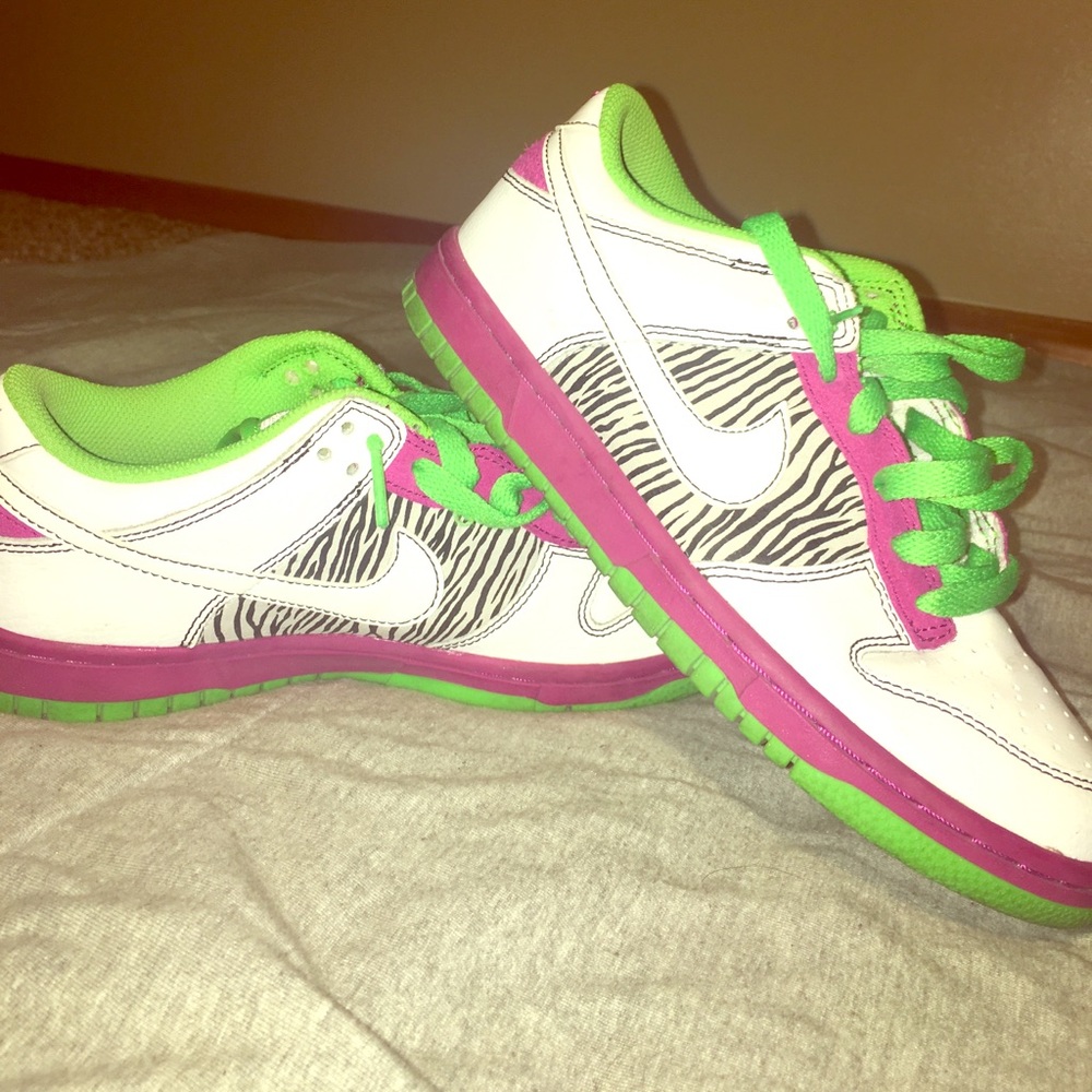 Nike shoes