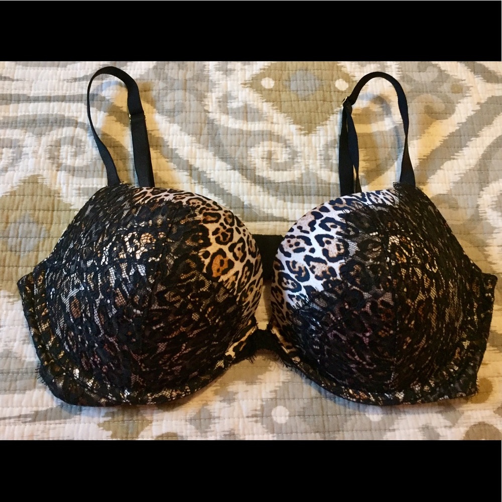 Very Sexy Victoria's Secret Push-up Bra
