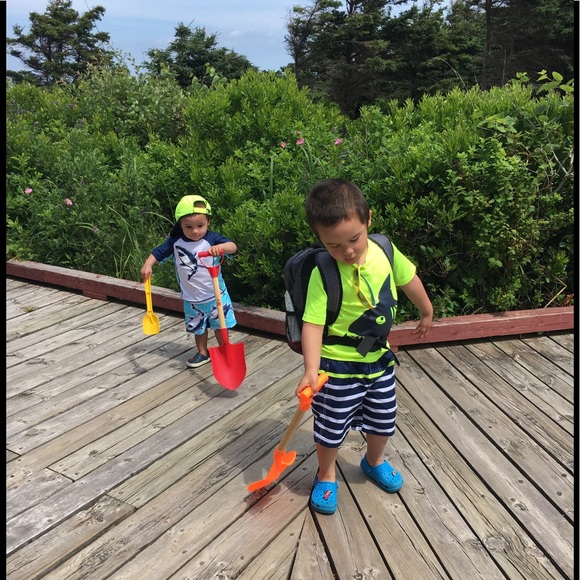 Meet your Posher ❤️ - Picture 2 of 3