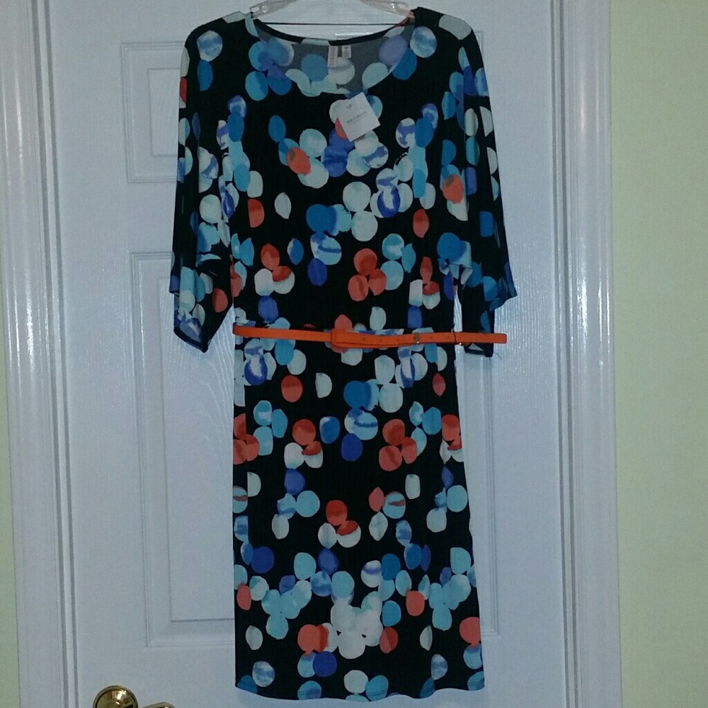 NWT!!! Great dress with fun print.