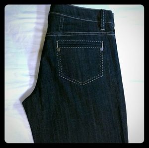 BCBG MAXAZRIA Jeans