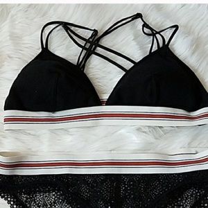 Victoria's Secret Strappy Bralette - Medium
