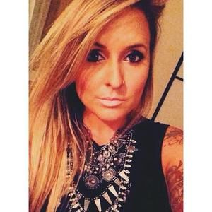 Meet your Posher, Julia