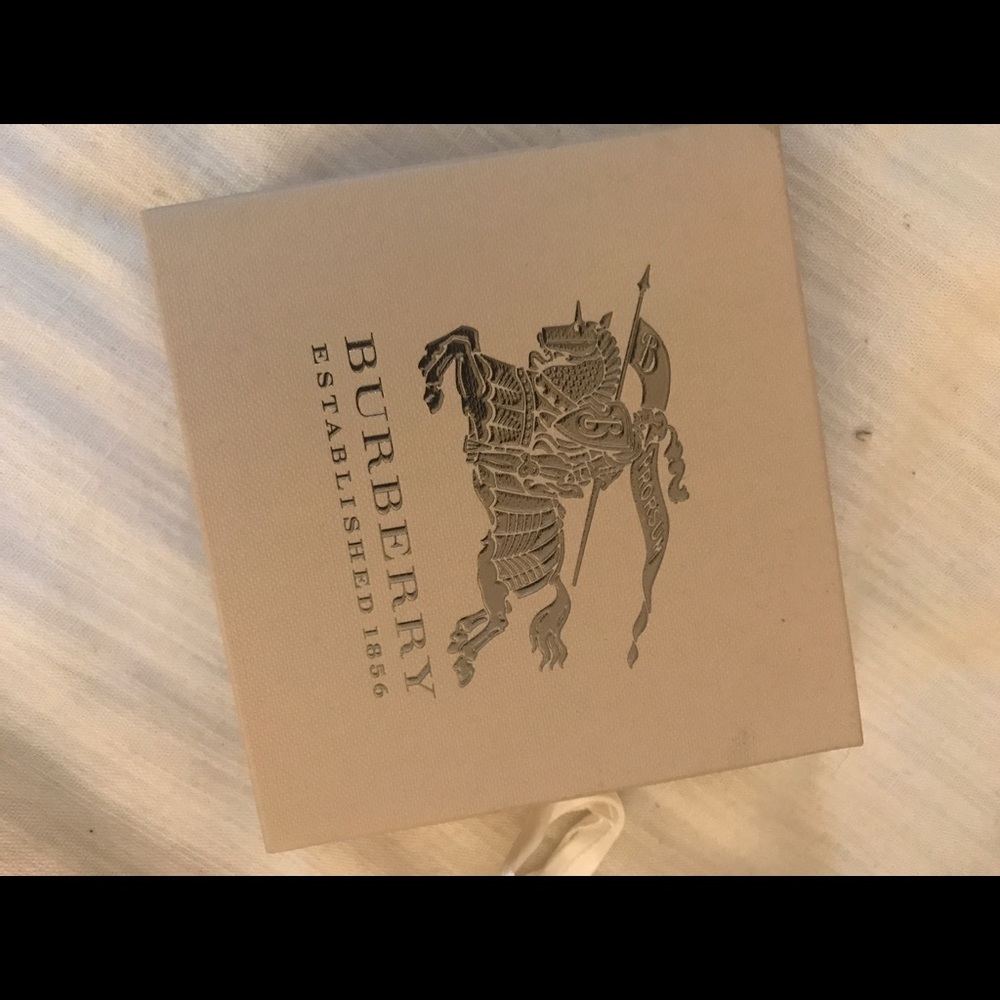 Burberry Nail Polish set