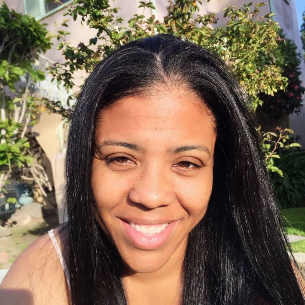 Meet your Posher, April