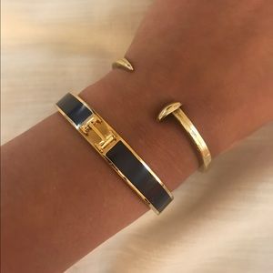 C Wonder H initial Cuff bracelet