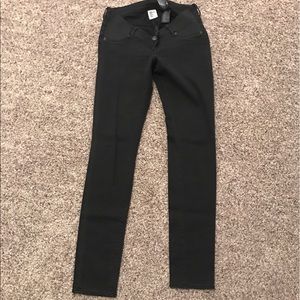 Black maternity jeans