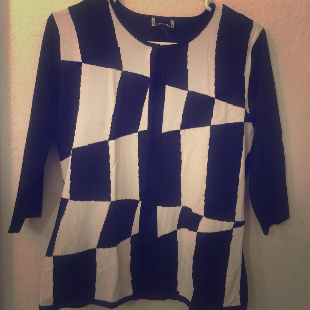 Black/White Jacket with black/white top