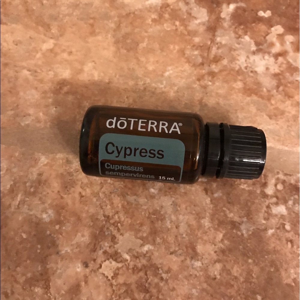 DoTERRA cypress