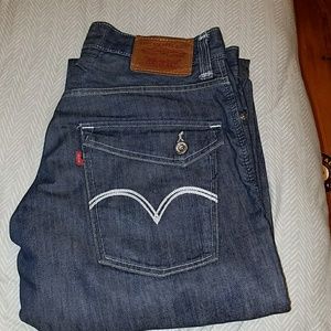 **MOVING SALE **Mens Levis  31/34