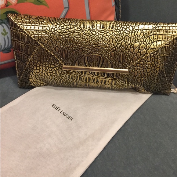 👛New little clutche👛🎀 - Picture 2 of 3