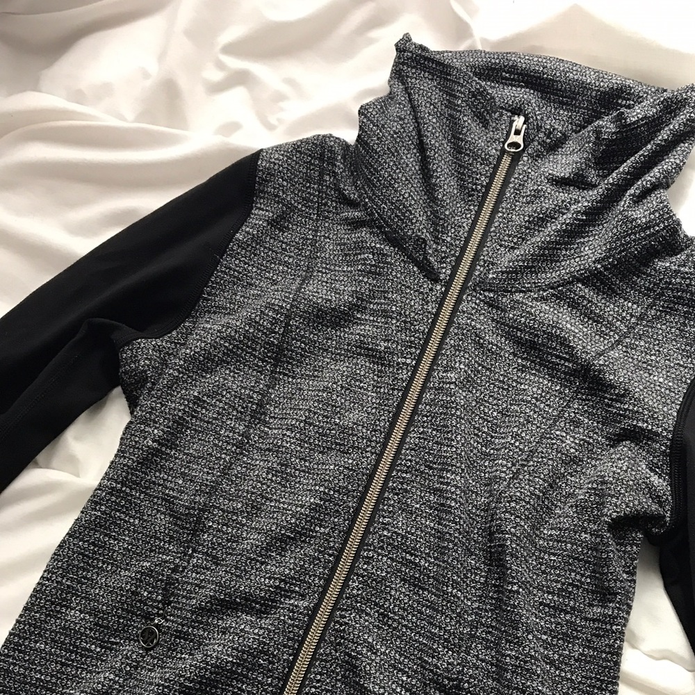 Lululemon jacket - Picture 2 of 4