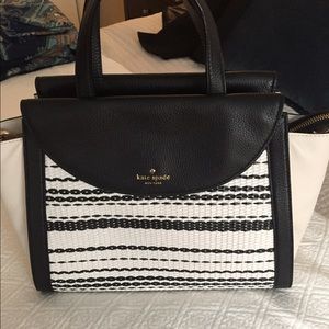 **EVERYTHING MUST GO** Kate Spade Lg Hand Bag
