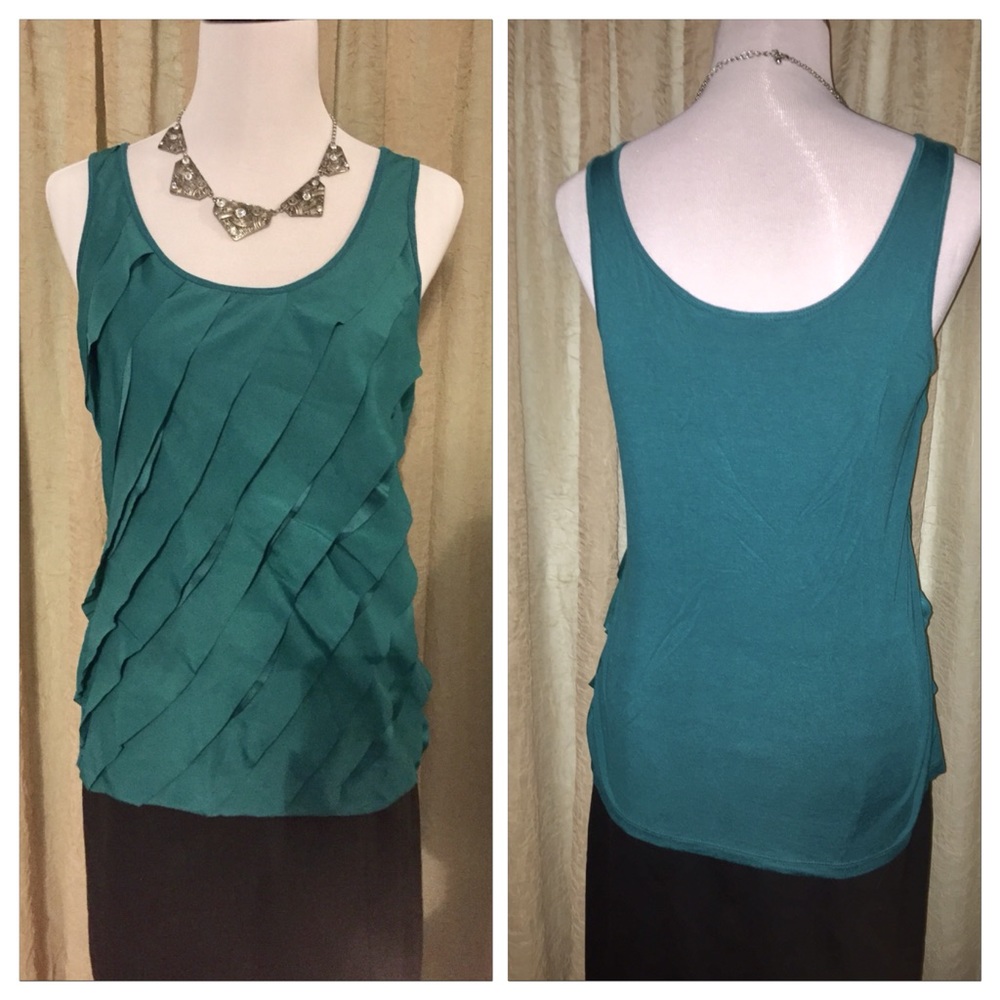 ~ Moving Sale ~ Apt 9 Ruffle Blouse