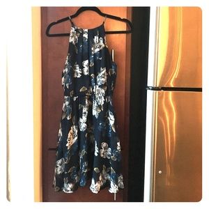 Floral navy dress w/high neckline, worn once. XS