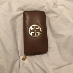 Tory Burch Continental Zip Wallet