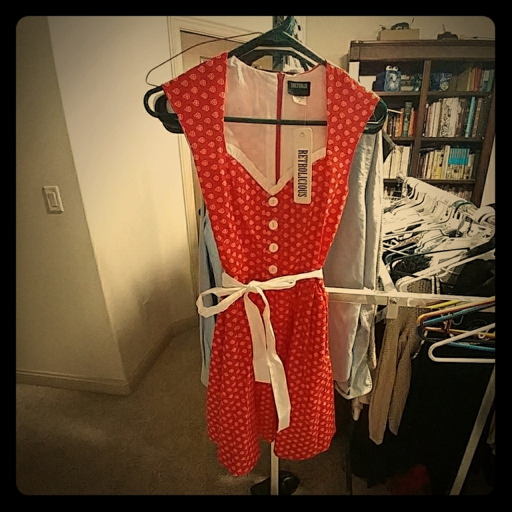 Retrolicious lady bug dress - Picture 1 of 4