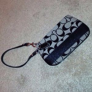 Coach wristlet purse!!