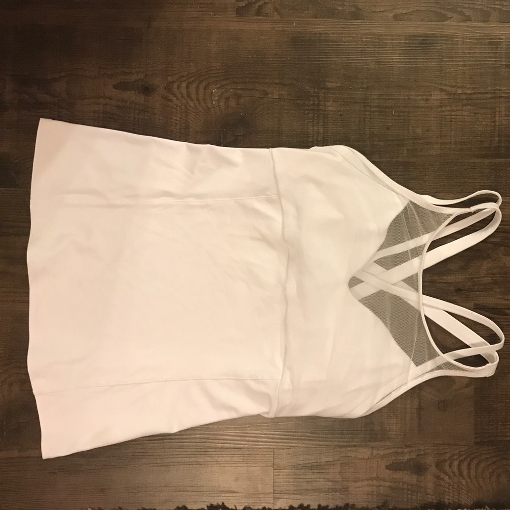 alo white mesh workout top with removable padding