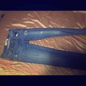 Hollister skinny jeans