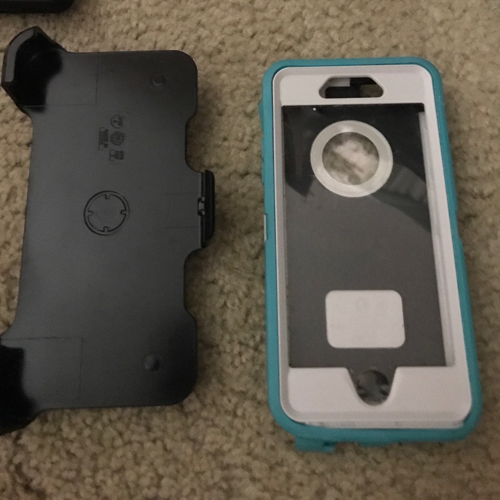 Otterbox Defender case with clip