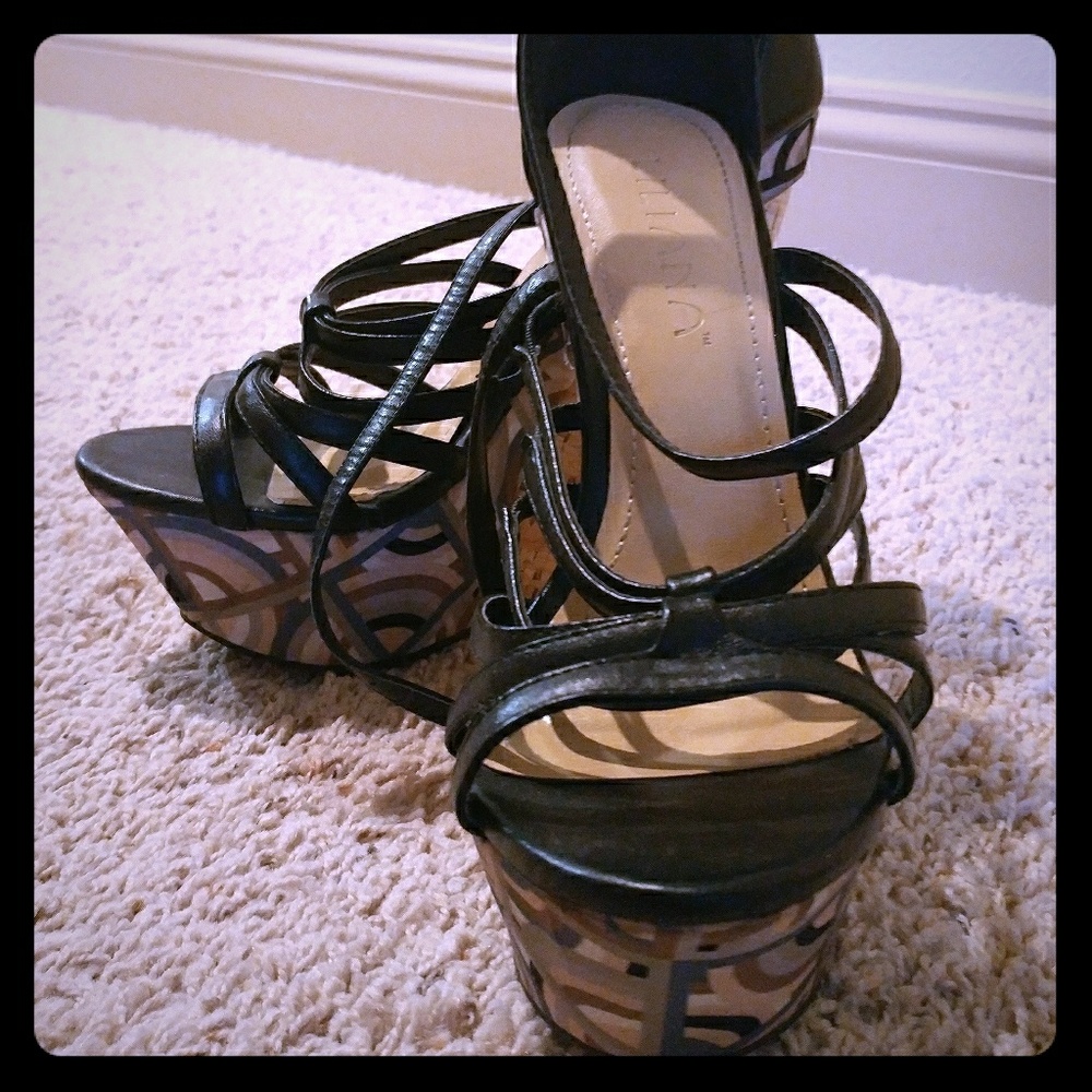 Liliana summer wedges - Picture 1 of 4