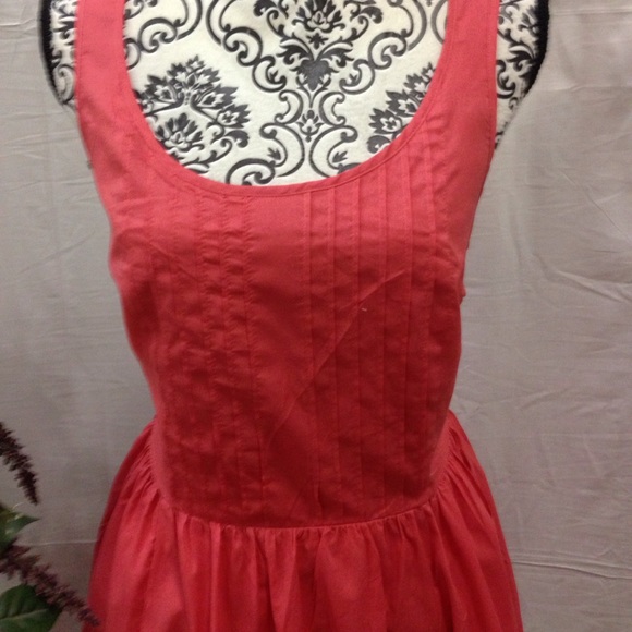 ⭐️SOLD⭐️ LC Lauren Conrad Coral Lace Back Fluffy - Picture 2 of 4