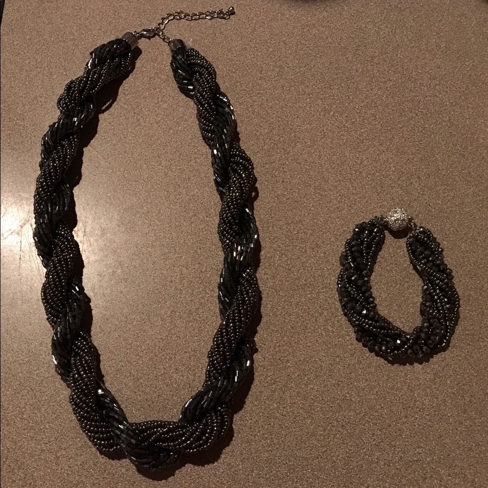 Hand-Beaded Ghanaian Necklace & Bracelet Set